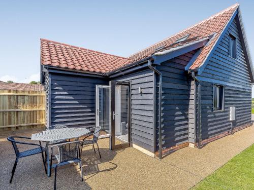 Stowmarket House | Pet-Friendly Blackberry Cottage with Top Guest Rating 9.2