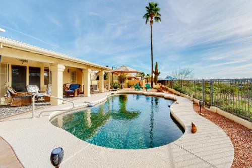 Fountain Hills House | Family-Friendly Stay at Blackbird with Pool and Great Reviews