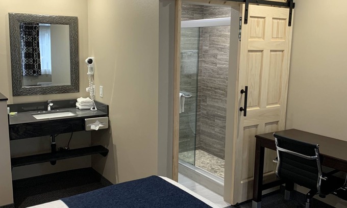 South Lake Tahoe Hotel | Discover Blackjack Inn South Lake Tahoe with Spa & Dining