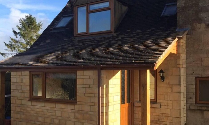 Brimpsfield House | Pet-Friendly Retreat at Blacklaines Annexe in Birdlip