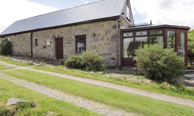 Nethy Bridge Cottage | Pet-Friendly Blairgorm Croft with Garden in Nethy Bridge