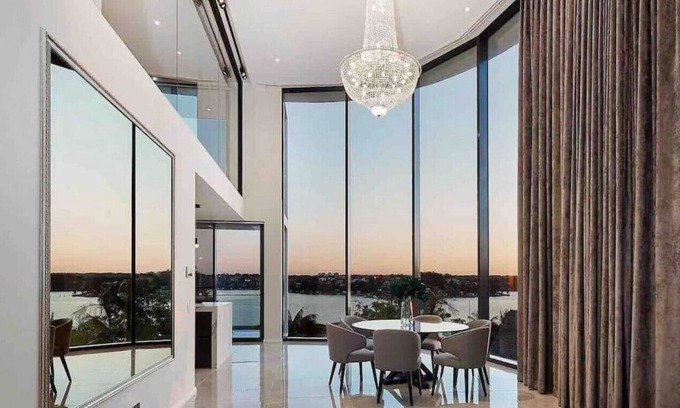 Blakehurst Other | Blakehurst · SYD Luxury cheerful water view holiday house