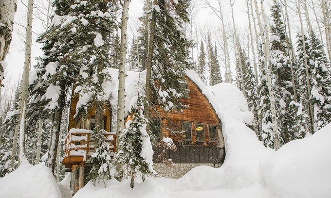 Salt Lake Mountain Resorts Cabin | Discover Blanche's Retreat - A Hidden Rustic Gem Awaits