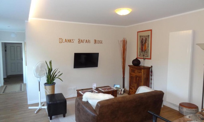Klein Schwaß House | Discover Blanks Safari Lodge: Guest Rated 9.4, Oceanfront Bliss