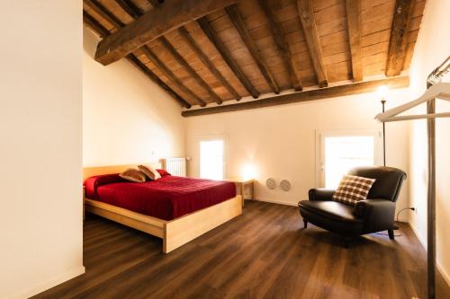 Reggio nell'Emilia Apartment | Blasmatorti Suite: Pet-Friendly Retreat with Kitchen Access