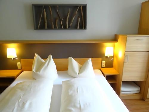 Pleinfeld House | Discover Blauer Bock - Family-Friendly Hotel with Dining
