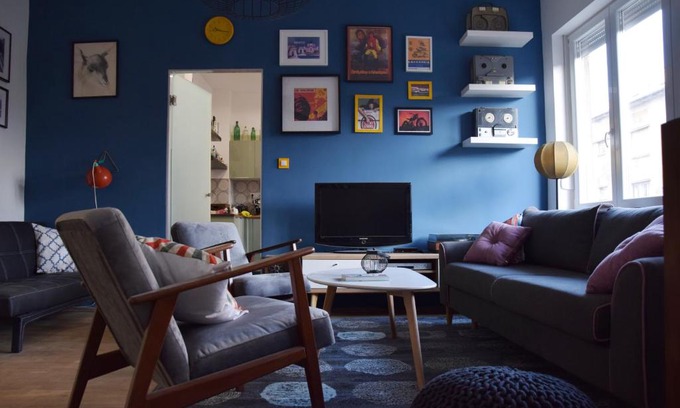 Ujlak Apartment | Discover Bleak House: Bauhaus Retreat in Green Budapest