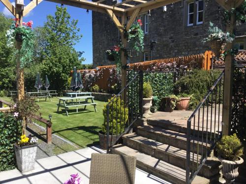 Brampton Bed & Breakfast | Discover Blenkinsopp Castle Inn: Pet-Friendly Retreat
