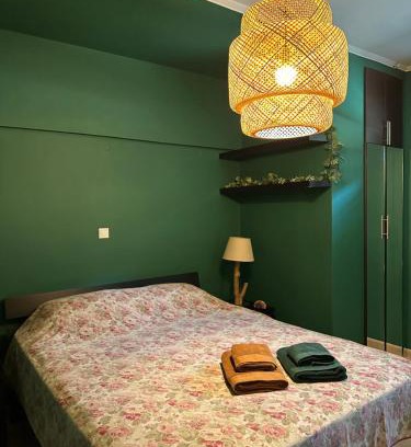 Oraiokastro Apartment | Blessings Apartment with Private Garden and Parking