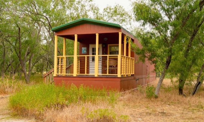 Elmendorf Cabin | Blessings Ranch - Red