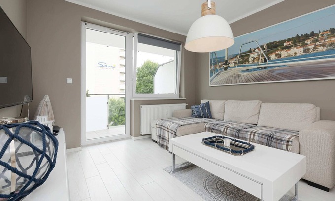 West Pomeranian Voivodeship Apartment | Oceanfront Apartment Blizej Morza with Bedroom & Balcony