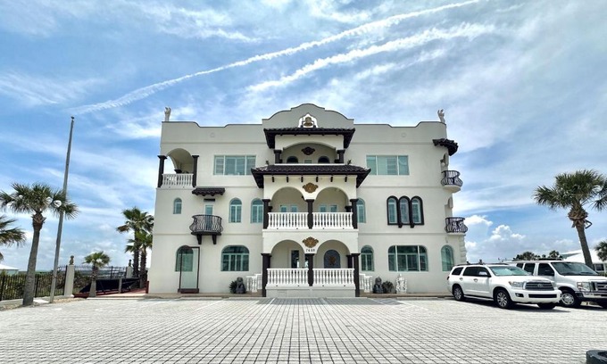 Boys Works Hotel | Relax at Bliss By The Sea with Poolside Fun for Families