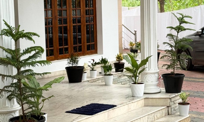 Kochi Cabin | BLISS STAYS