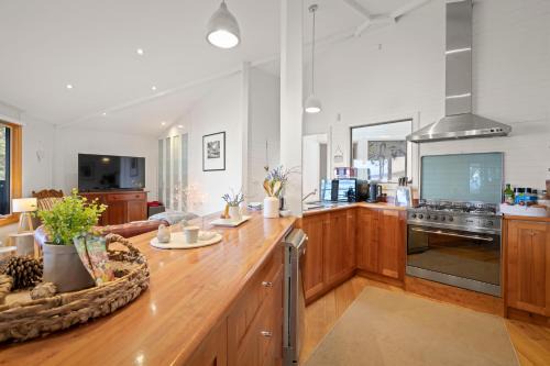Birchs Bay House | Family-Friendly Blissful Birchs Bay - 3 Bedroom Retreat