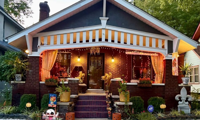 New Albany House | Blissful Bungalow on National Historic St in New Albany, 1 mile from Ohio River