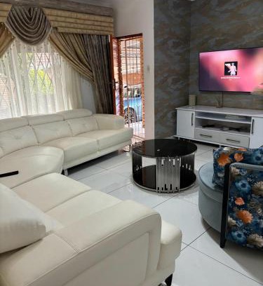 Polokwane Apartment | Enjoy a Blissful Stay with Family and Pets Welcome!