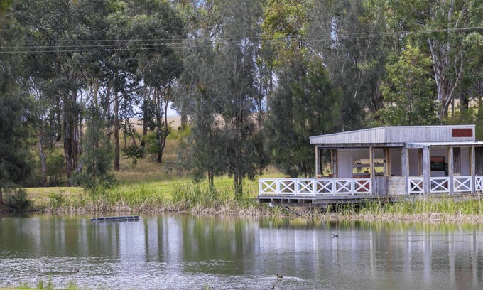 Belford House | Explore Block Eight Estate Tree Tops Villa - Guest Rated 10/10