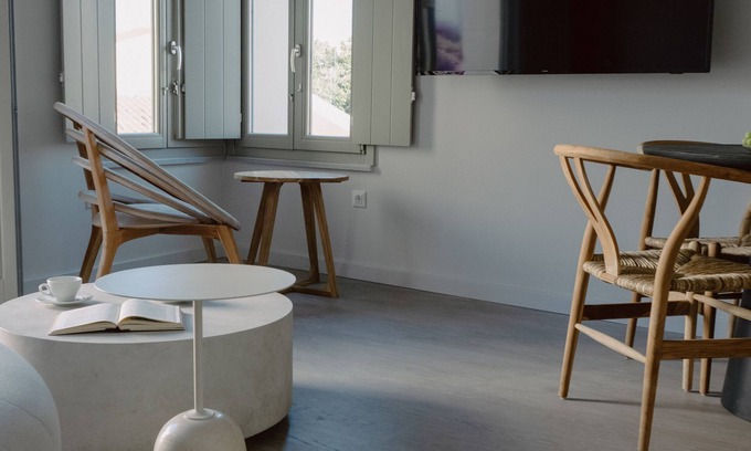Ermoupoli Apartment | Discover Block Game on Beautiful Syros Island