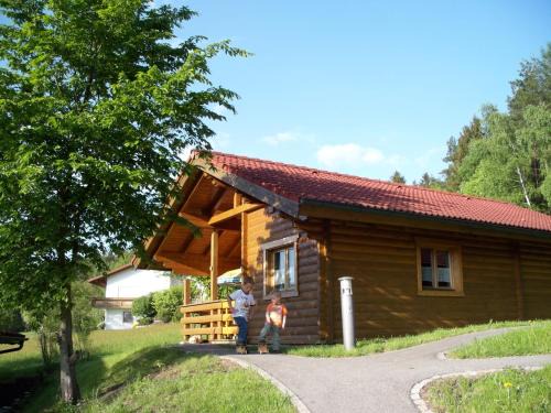 Stamsried House | Discover Blockhaus Hedwig: Pet-Friendly Family Retreat