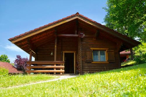 Stamsried House | Pet-Friendly Getaway at Blockhaus Noffke - 4-Star Stay