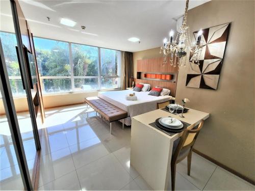 Guara Apartment | Discover Hotel Jade: Family-Friendly Stay with Scenic Views
