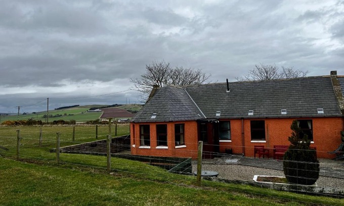 Laurencekirk House | Kid-Friendly Retreat at Bloomfield Steading - Rated 8.8/10