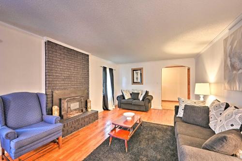 Pinetown House | Pet-Friendly Blounts Creek House with Oceanfront Views