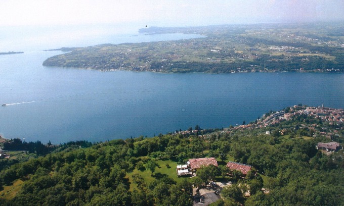 Salo Apartment | Experience FIOCCHINA Magic - Pet-Friendly Stay by Lake Garda