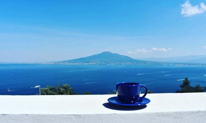 Monte Chiaro Apartment | Family-Friendly Retreat at BLUE 51 - Rated 9/10 by Guests