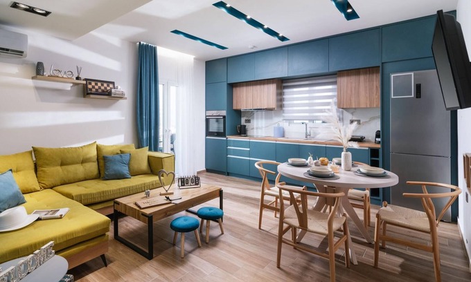 Mires Apartment | Blue Apartment in the Hill