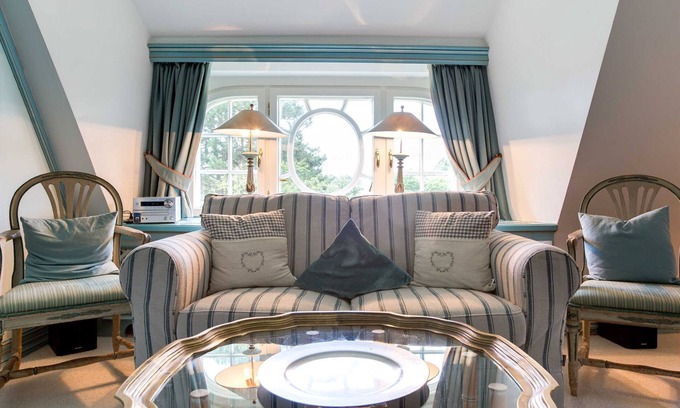 Kampen Apartment | Indulge at Blue Asunto - House Karbig with Oceanfront Views