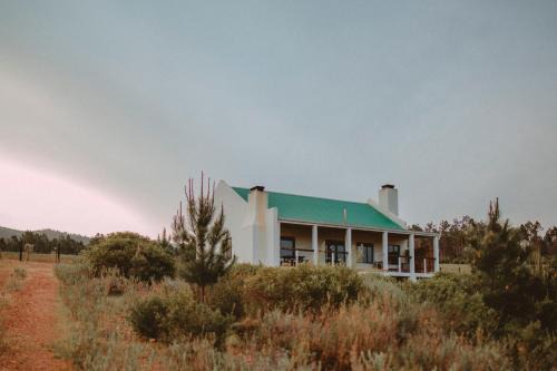 Bot River Apartment | Experience Blue Crane Farm Lodge: 4-Star Comfort Awaits