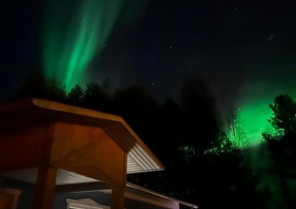 Rovaniemi Villa | Experience Blue Dream House: Family-Friendly with Hot Tub