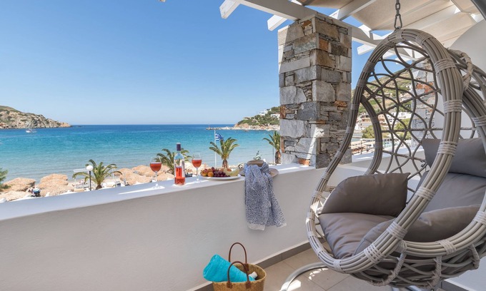 Kini Hotel | Experience Blue Harmony Hotel: Rated 9.8 with Ocean Views