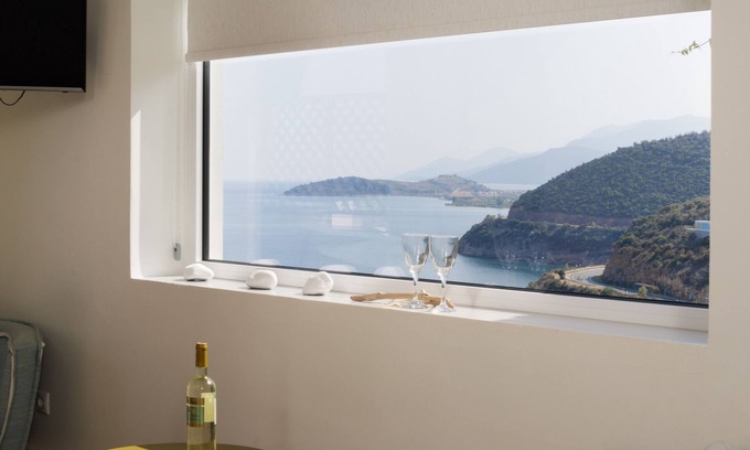 Astros Apartment | Experience Blue Horizon: Deluxe Sea View Suite Awaits