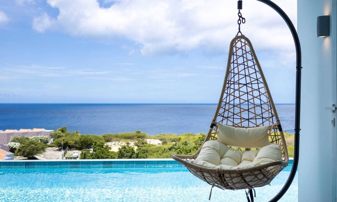 Jan Kok Villa | Blue Horizon Villa | Infinity Pool & Ocean Views