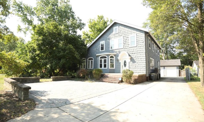 West Lafayette House | Inviting Blue House Near Ross-Aide with Pet-Friendly Amenities