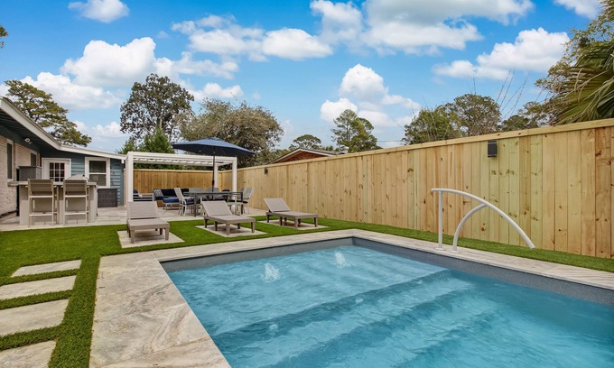 Savannah House | Blue Kayak House: Private Pool & Ocean View Awaits You