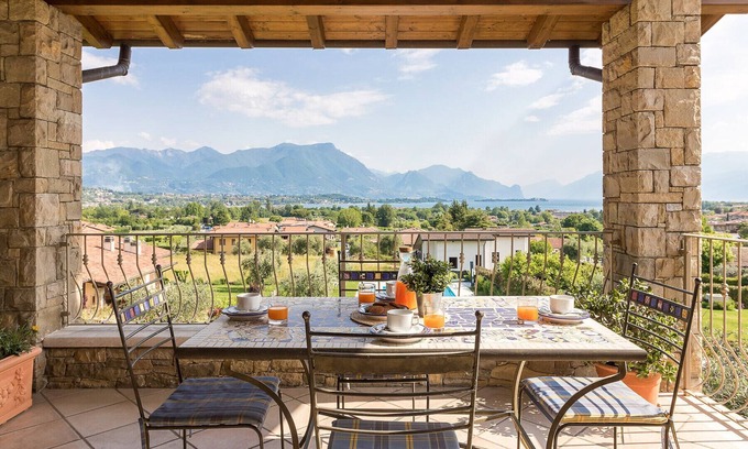Manerba del Garda Apartment | Idyllic Lago Blu: Pool with Breathtaking Lake Views