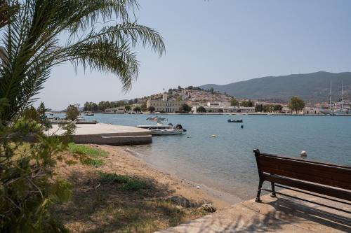 Poros Apartment | Blue Lemon Hideaway