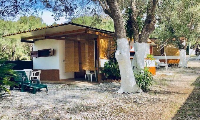 Palinuro House | Discover Blue Med Tukul: Family-Friendly Ocean View Retreat
