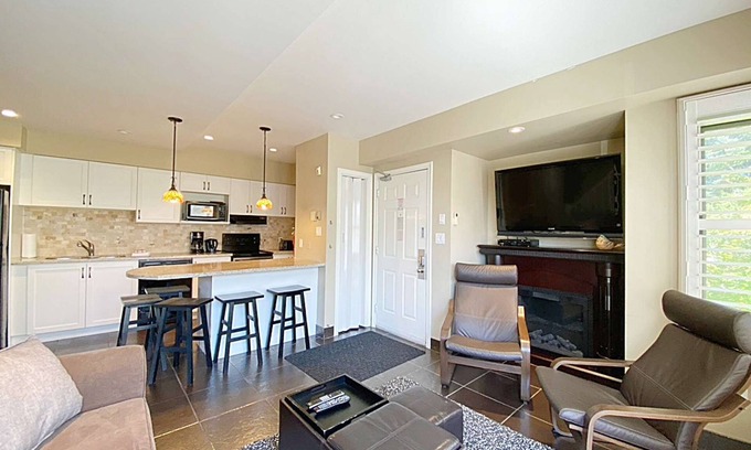 Craigleith Condo | Unforgettable Blue Mountain Suites - Ski In/Ski Out & More