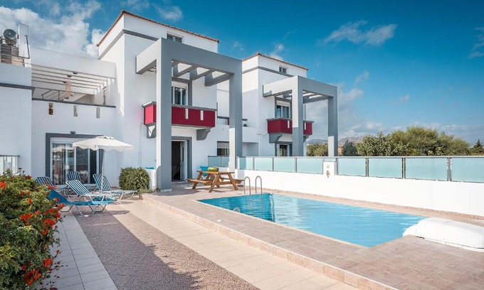 Gennadi Villa | Experience Blue Pearl: 4-Star Oceanfront Retreat