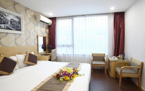 Cau Giay Hotel | Comfortable Stay at Blue Pearl Hanoi Hotel with Breakfast