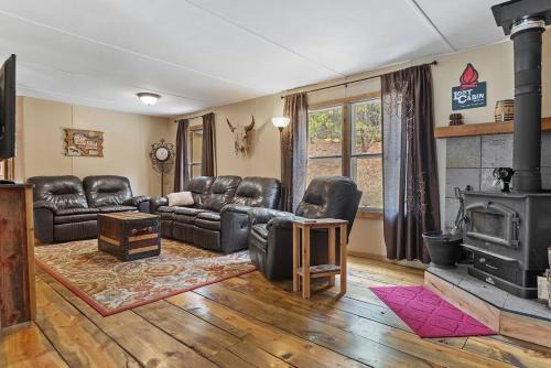 Lead House | Experience Blue Pine Retreat: 4-Star, Pet-Friendly Haven