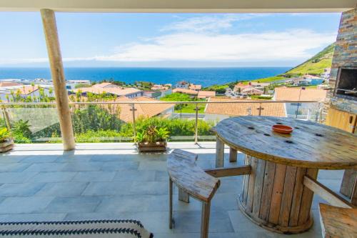 Velas Apartment | Family-Friendly Blue Planet São Jorge in the Azores