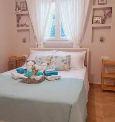 Kallikratia House | Relax at Blue Sand: Family-Friendly Stay with Breakfast