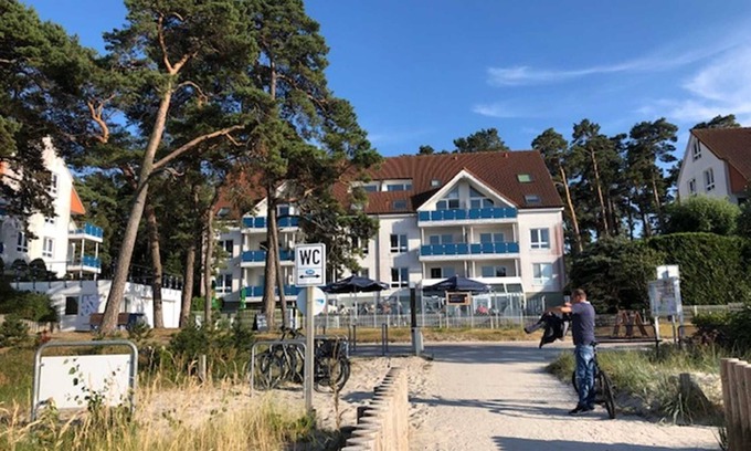 Lubmin Apartment | Oceanfront Retreat at Blue Shell House A Apartment 20
