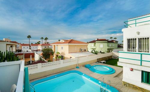 Sonnenland Apartment | Elegant Oceanfront Retreat: Blue Ski 6 by Homestaygrancanaria