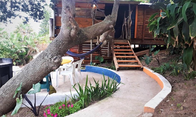 Pumula House | Oceanfront Blue Space Beach Shack with Private Pool & Views